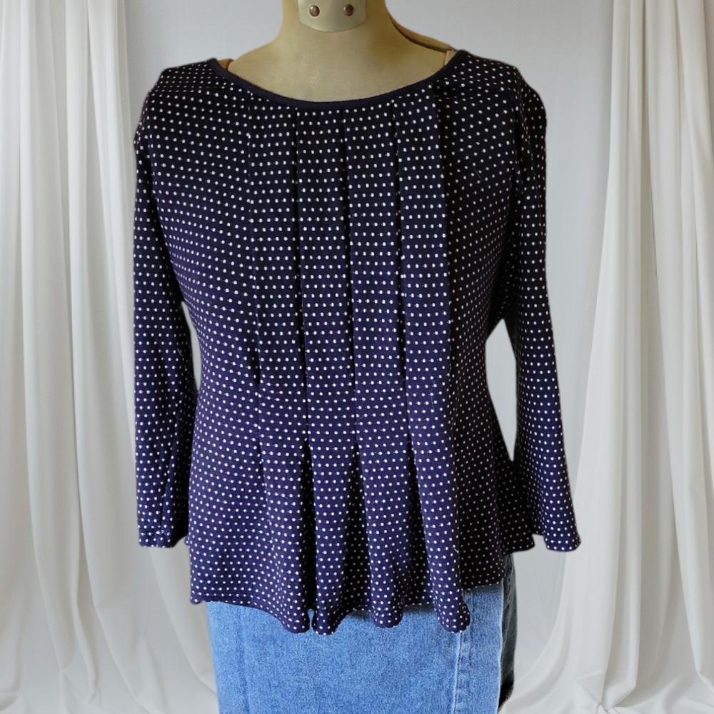 Max Edition Shirt Blue & White Dots Crew Neck Pleated Front EUC Size Large